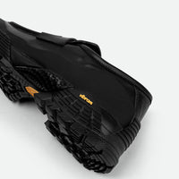 Alpi Black Leather Loafers - Made in Italy - Heel Close-up View - POEVE Collection