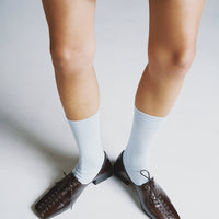 Andee Dark Brown Crinkled Glossy Leather Lace-Up Shoes – Campaign Photo – POEVE Collection
