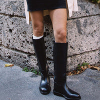 Eve Black Calf Leather Tall Boots – Campaign Photo – POEVE Collection