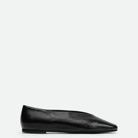 Reese Black Nappa Leather Ballet Flats – Side View – POEVE Collection