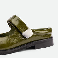 Maris Green Crinkled Patent Leather Mules - Side Close-up View - POEVE Collection