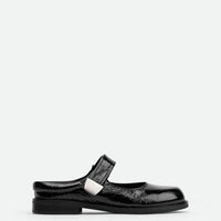 Maris Black Crinkled Patent Leather Mules - Side View - POEVE Collection