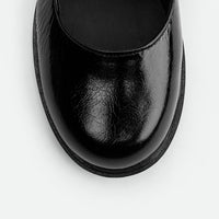 Maris Black Crinkled Patent Leather Mules - Toe Close-up View - POEVE Collection
