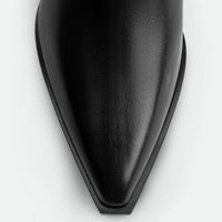 Black Italian Leather Cowboy Boots – Toe Close-Up View – POEVE Collection