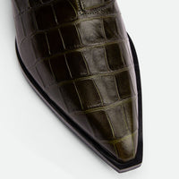 Dallas Dark Green Croc-Embossed Leather Ankle Boots – Toe Close-Up View – POEVE Collection