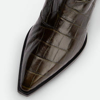 Macy Dark Green Croco-Print Leather Tall Boots – Toe Close-Up View – POEVE Collection