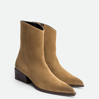 Luz Beige Crust Leather Ankle Boots – Angled View – POEVE Collection