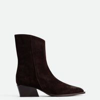 Luz Brown Crust Leather Ankle Boots – Side View – POEVE Collection