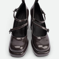 Denky Grey Patent Leather Pumps – Top View – POEVE Collection