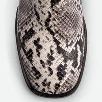 Robin Snake-embossed Leather Heel Mules - Toe Close-up View - POEVE Collection
