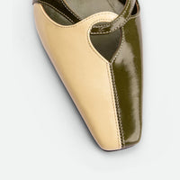 Marigold Green and Cream Crinkled Patent Leather Heel Slingbacks - Toe Close-up View - POEVE Collection