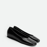 Emery Ballerinas Black Croco Leather - Angled View - POEVE - Made in Italy