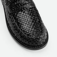 Maverick Black Hand-Woven Leather Loafers - Toe Close-up View - POEVE Collection