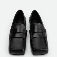 Finley Black Leather Loafers - Top View - POEVE Collection