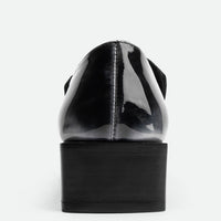 Gwen Pull-Up Black-and-White Leather Loafers – Back View – POEVE Collection