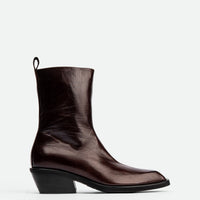 Elow Dark Brown Crinkled Glossy Leather Ankle Boots – Side View – POEVE Collection