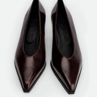 Yonne Dark Brown Crinkled Glossy Leather Pumps – Top View – POEVE Collection