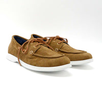 Albert Brown Crust Leather Lace-up Boat Shoes - Three-Quarters View - POEVE Collection