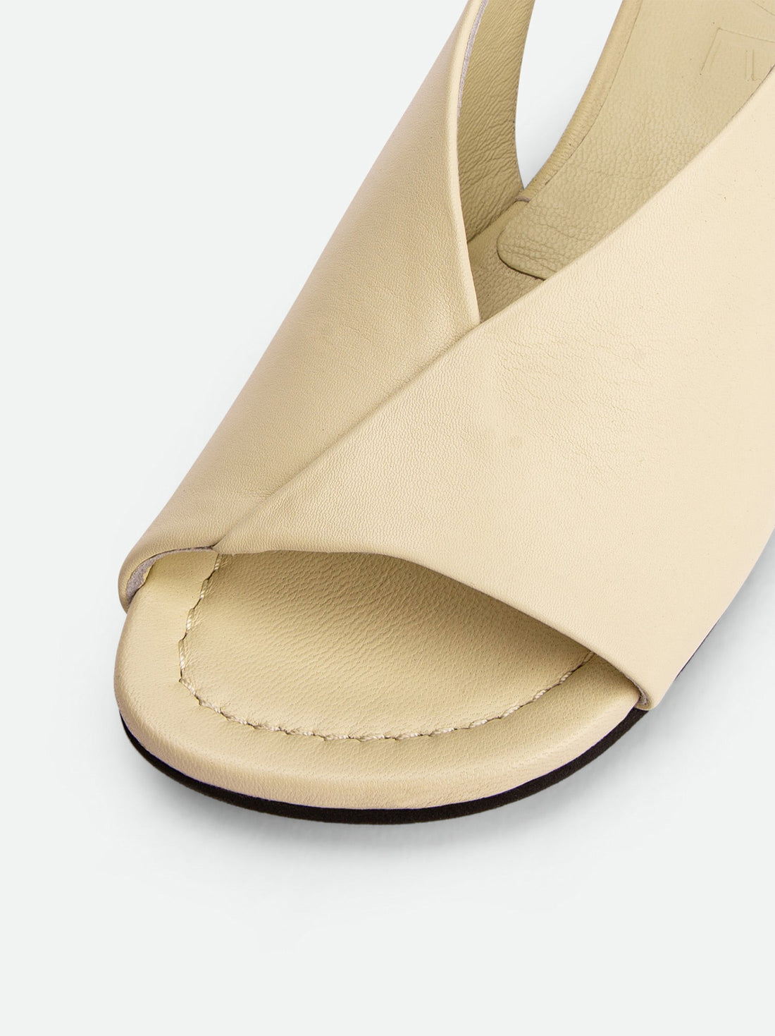 Christin Beige Leather Slingback Sandals - Toe Close-up View - POEVE Collection