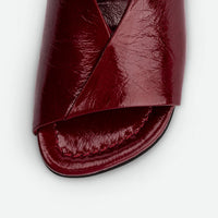 Christin Red Crinkled Patent Leather Slingbacks - Toe Close-up View - POEVE Collection