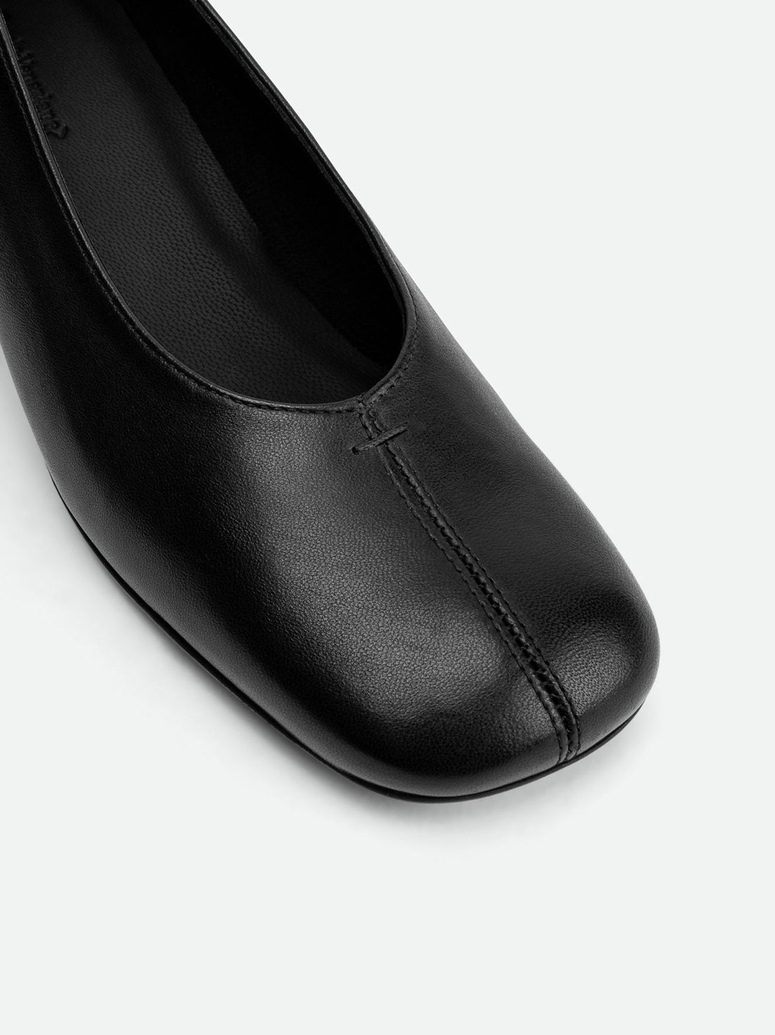 Myst Black Leather Heel Ballerinas - Toe Close-up View - POEVE Collection