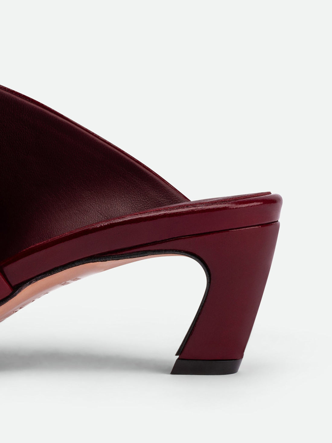 Mavis Red Crinkled Patent Leather Heel Mules - Heel Close-up View - POEVE Collection
