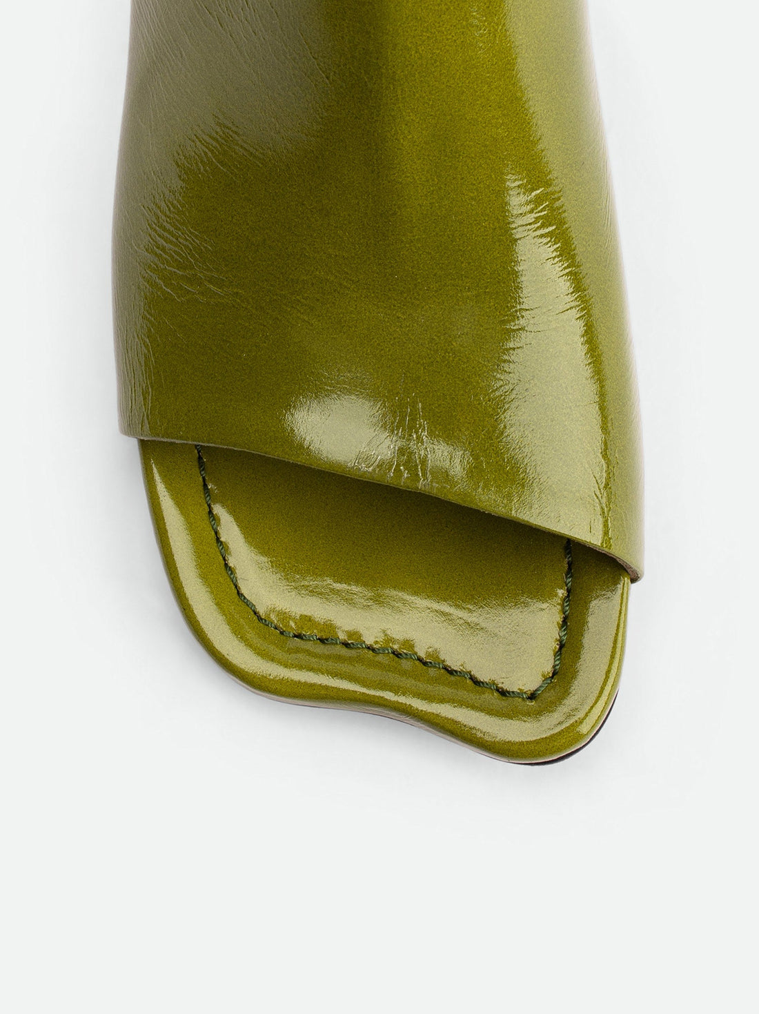 Mavis Green Crinkled Patent Leather Heel Mules - Toe Close-up View - POEVE Collection