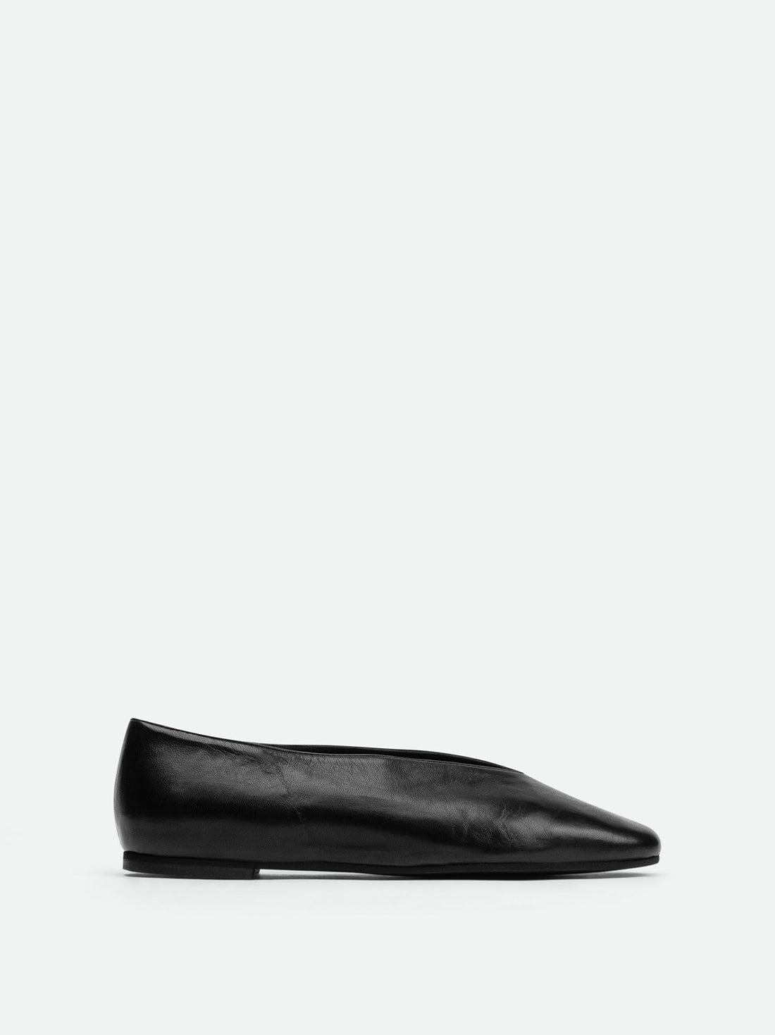 Reese Black Nappa Leather Ballet Flats – Side View – POEVE Collection