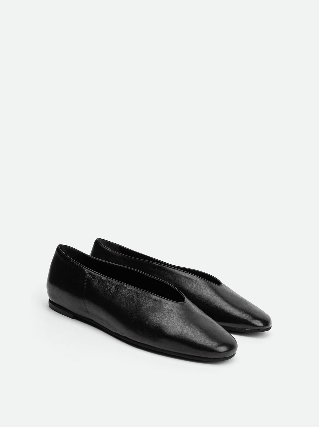 Reese Black Nappa Leather Ballet Flats – Angled Side View – POEVE Collection