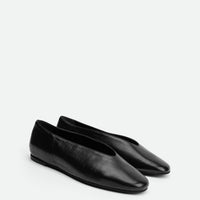 Reese Black Nappa Leather Ballet Flats – Angled Side View – POEVE Collection