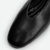 Reese Black Nappa Leather Ballet Flats – Toe Close-up View – POEVE Collection