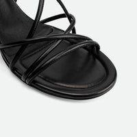 Lisan Black Leather Sandals - Toe Close-Up View - POEVE Collection