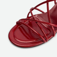 Lisan Red Patent Leather Sandals - Toe Close-up View - POEVE Collection