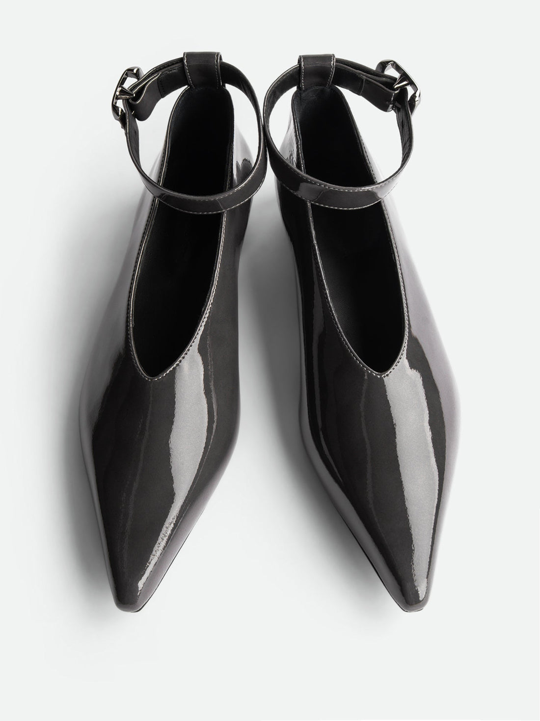 Stevie Flats