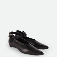 Stevie Flats