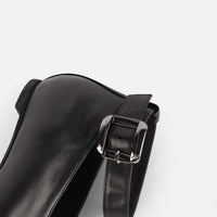 Stevie Flats