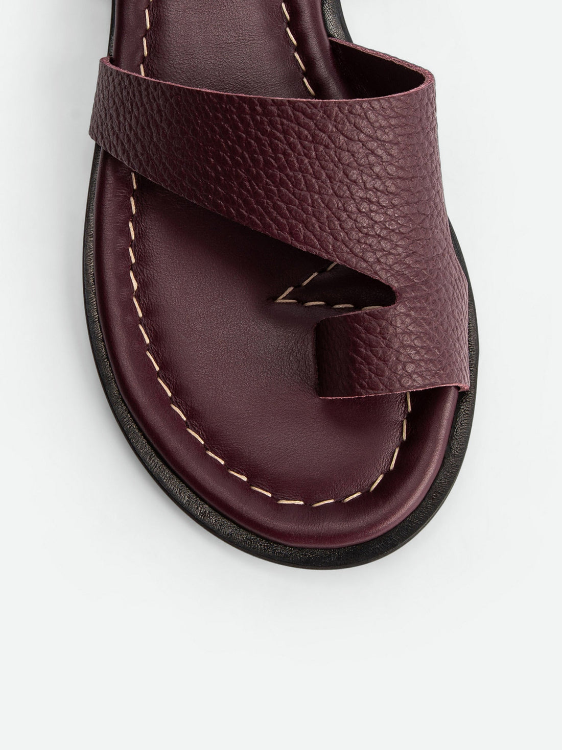 Jade Bordeaux Textured Leather Mules - Toe Close-up View - POEVE Collection