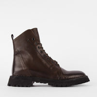 Wayne Ankle Boots