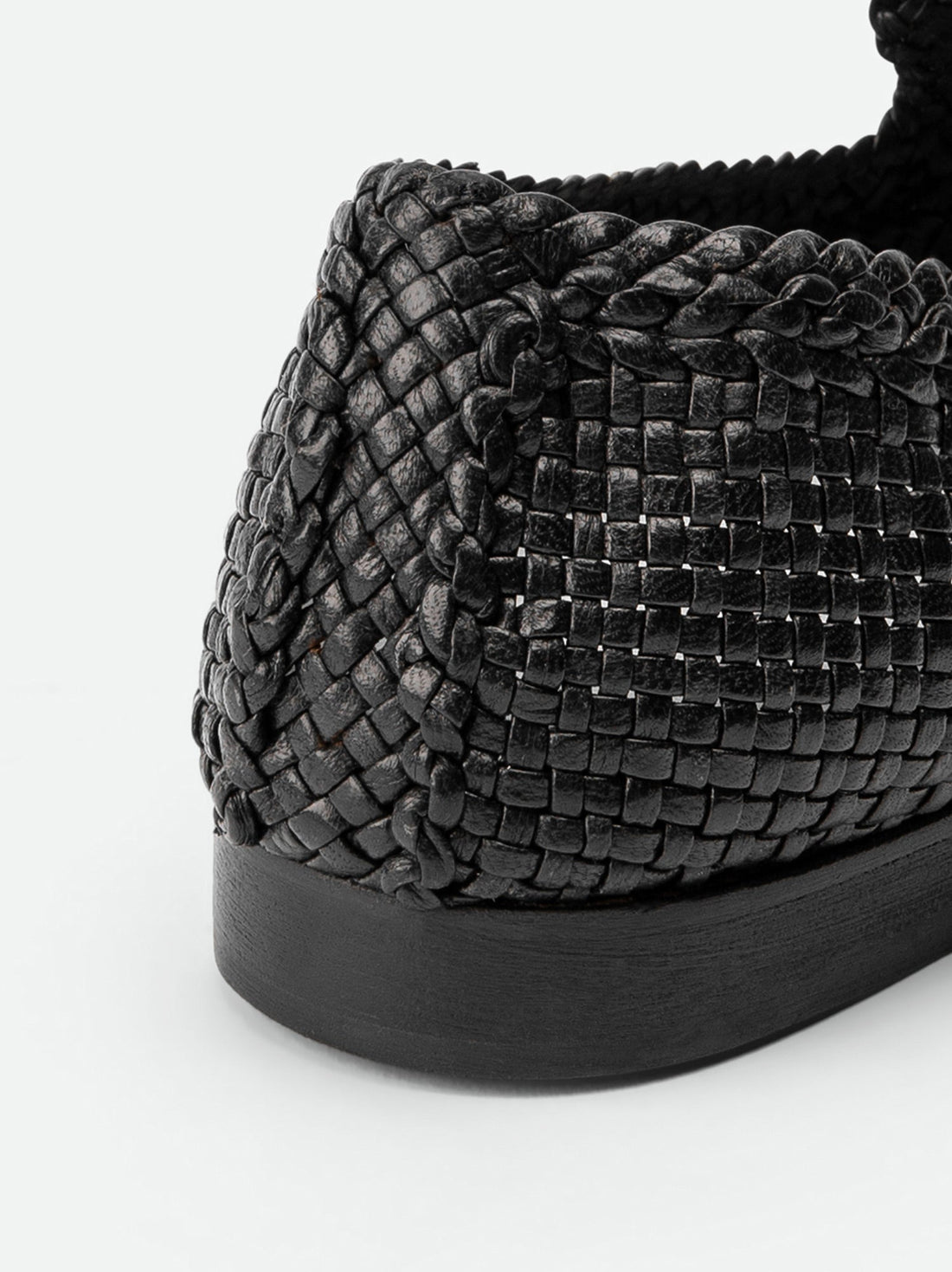 Carola Black Hand-Woven Leather Loafers - Back Close-up View - POEVE Collection