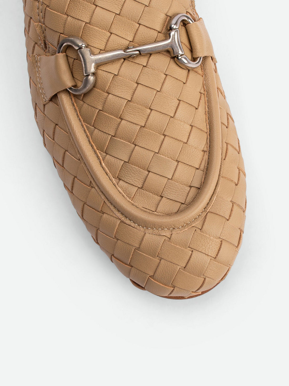 Elizabeth Beige Hand-Woven Leather Loafers - Toe Close-up View - POEVE Collection