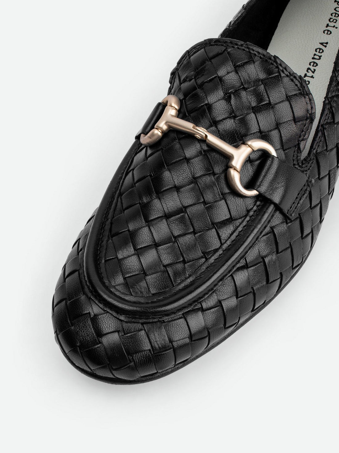Elizabeth Black Hand-Woven Leather Loafers - Toe Close-up View - POEVE Collection