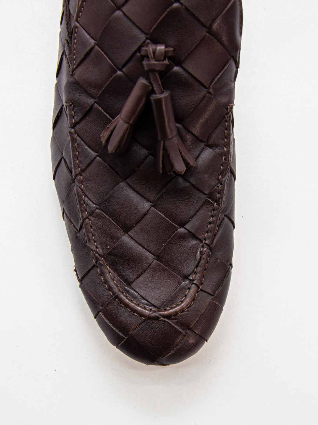 Aidan Coffee Woven Leather Loafers with Leather Tassel - Toe Close-up View - POEVE Collection