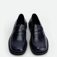 Senna Navy Blue High-Gloss Crinkled Leather Loafers – Top View – POEVE Collection