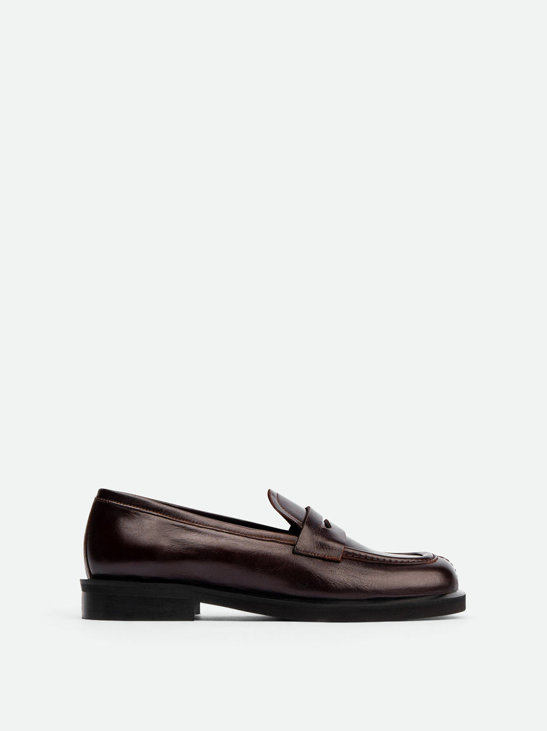 Senna Dark Brown High-Gloss Crinkled Leather Loafers – Side View – POEVE Collection