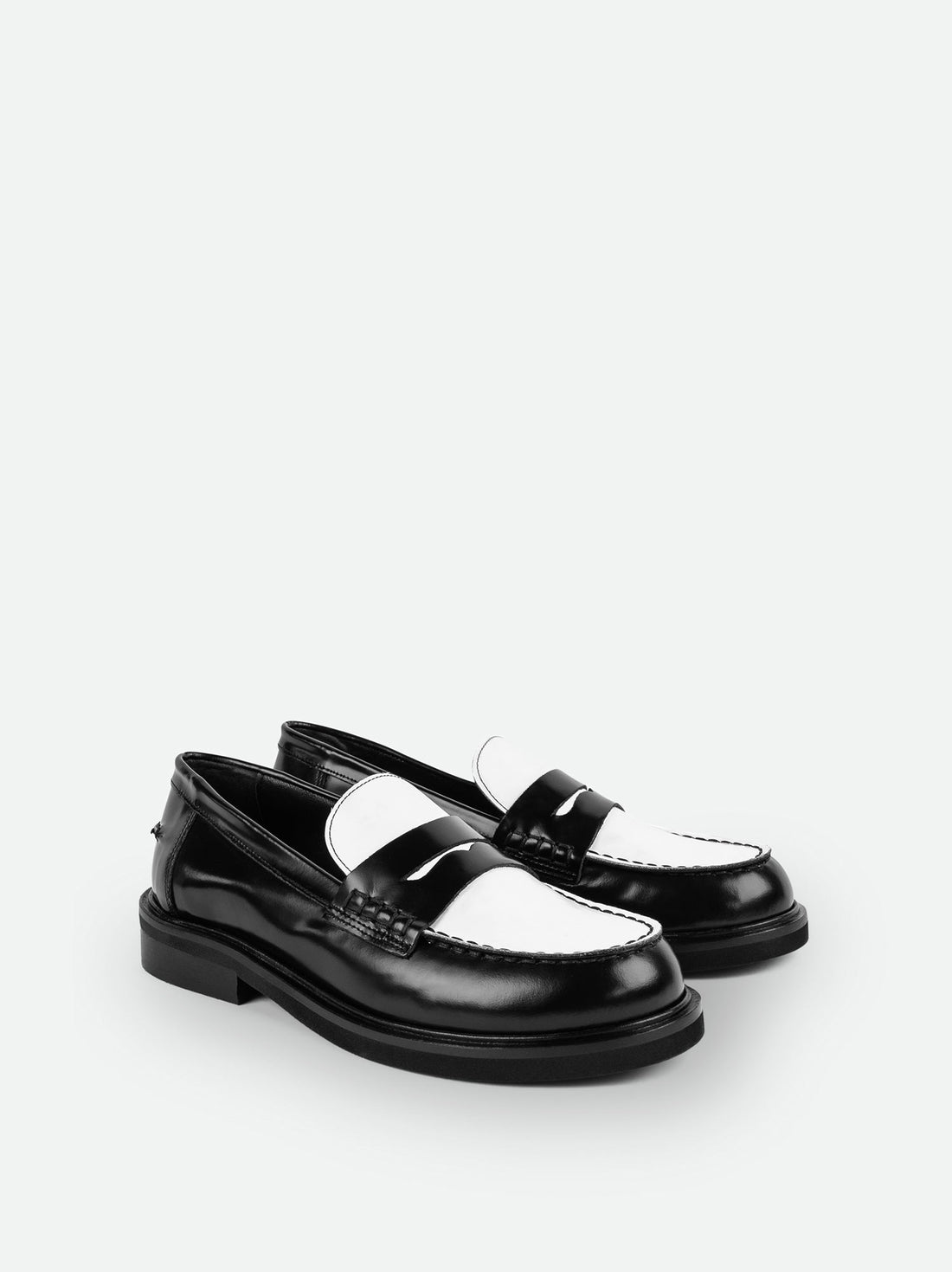 Ollie Loafers