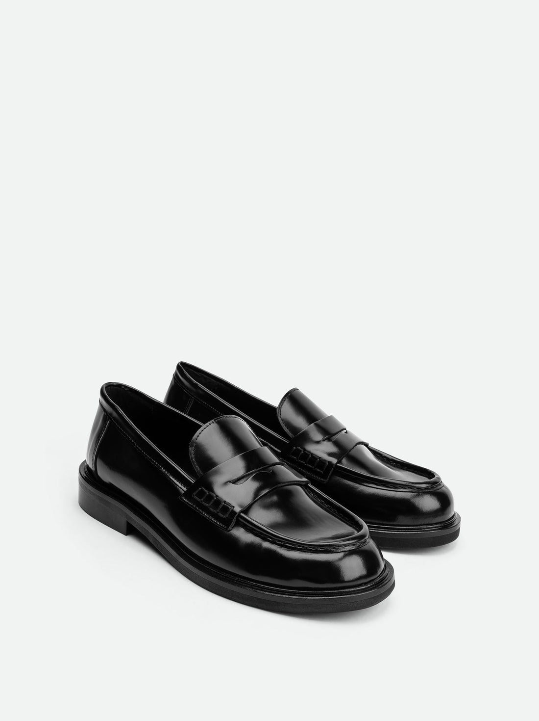Ahri Black Brushed Leather Penny Loafer – Angled View – POEVE Collection