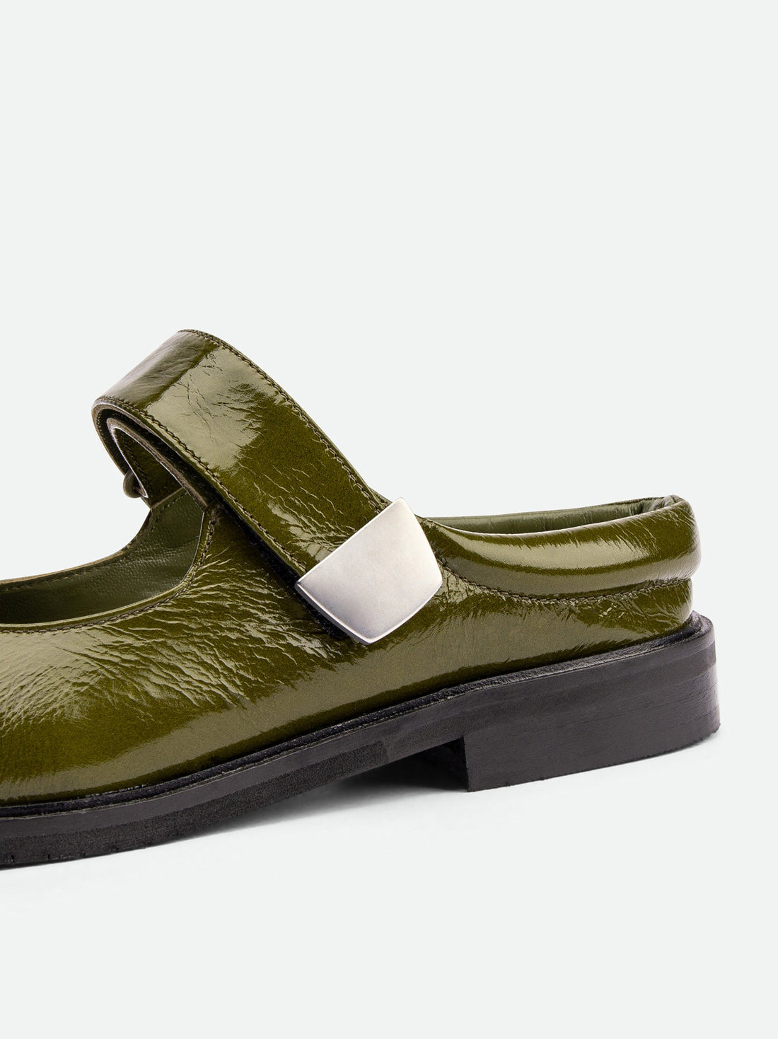 Maris Green Crinkled Patent Leather Mules - Side Close-up View - POEVE Collection