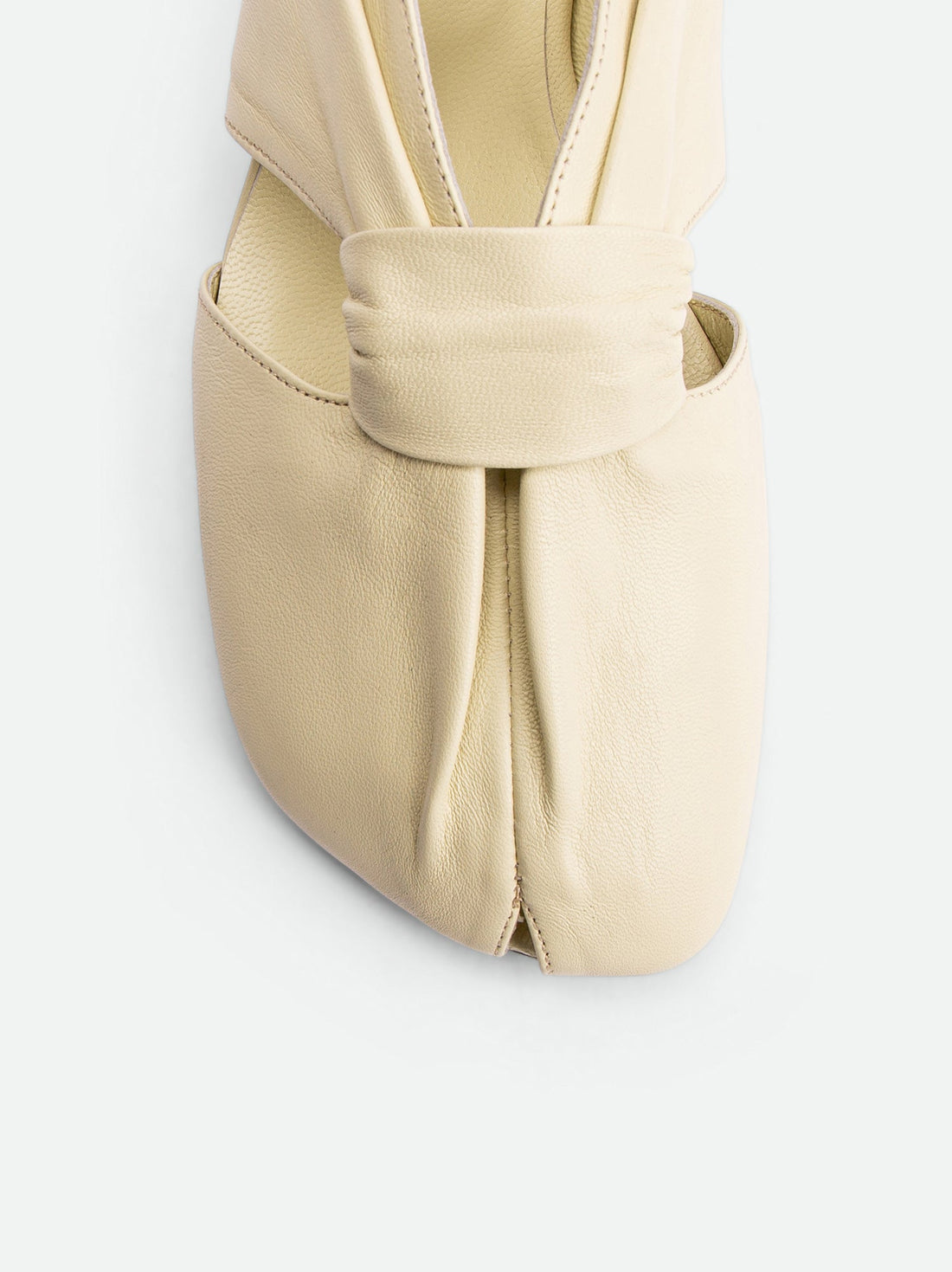 Maggie Beige Leather Mules - Toe Close-up View - POEVE Collection