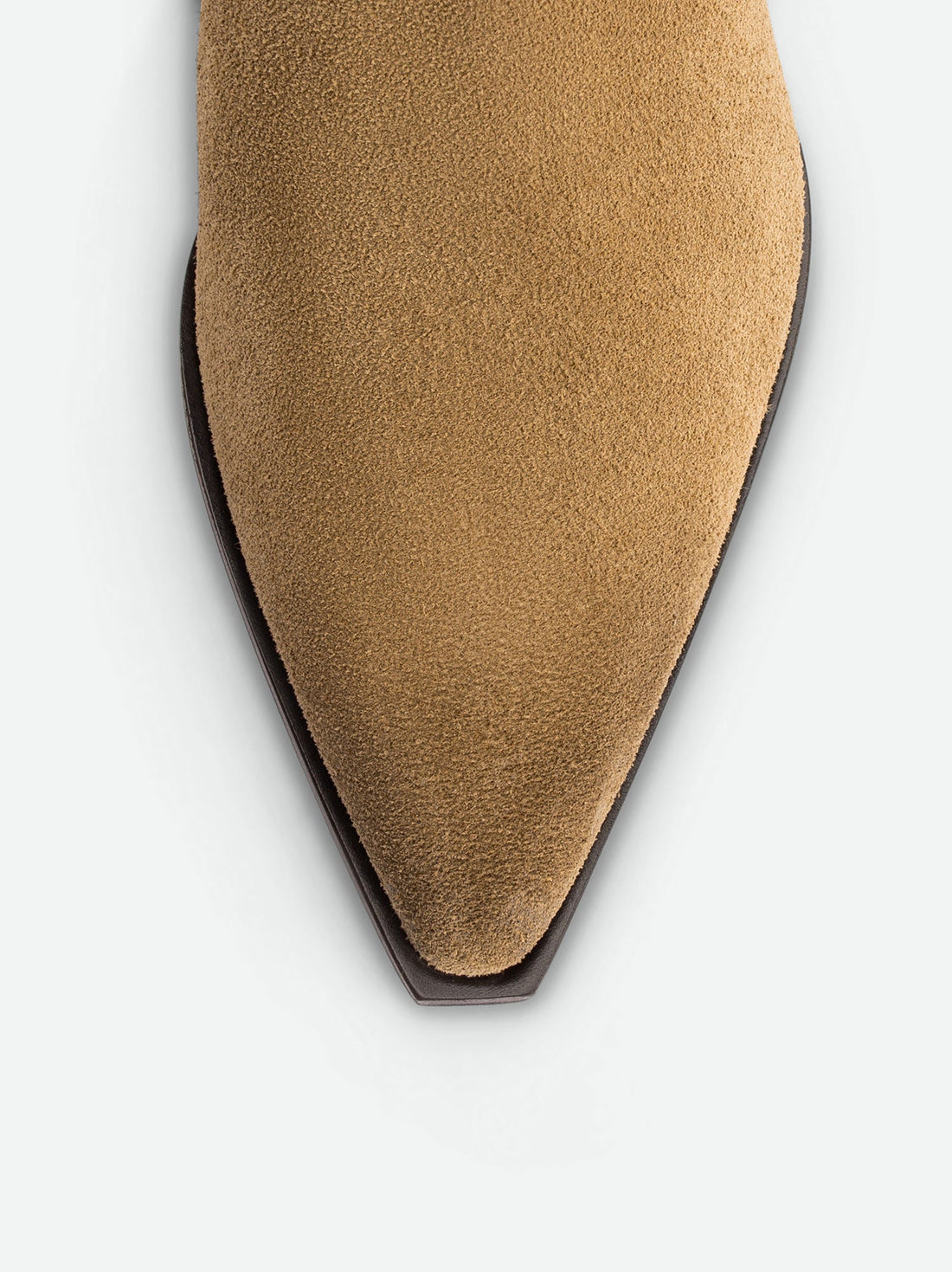 Luz Beige Crust Leather Ankle Boots – Toe Close-Up View – POEVE Collection
