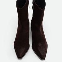 Luz Brown Crust Leather Ankle Boots – Top View – POEVE Collection